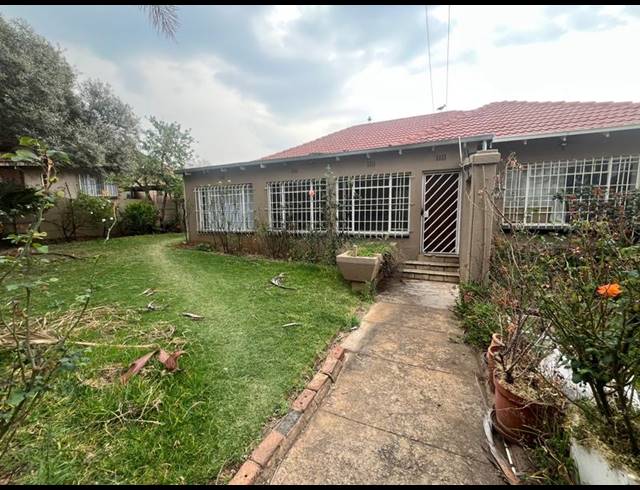 7 BEDROOM HOUSE FOR SALE IN GERDVIEW
